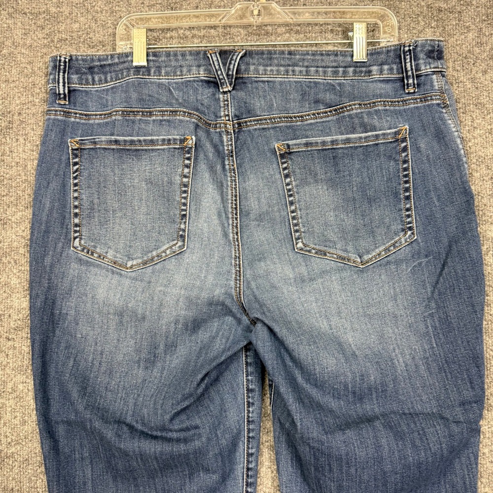 Chicos Platinum Jeans 3 Womens 16 Blue Medium Wash Straight Leg Stretch 40x28 - Picture 12 of 13